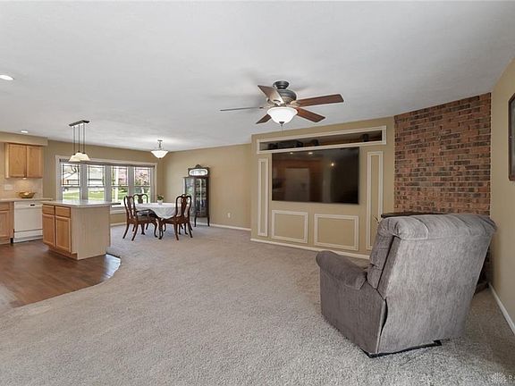 3rd image of 6712 Summerdale Dr