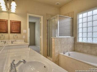 311 Willow Grove Dr, San Antonio, TX 78245