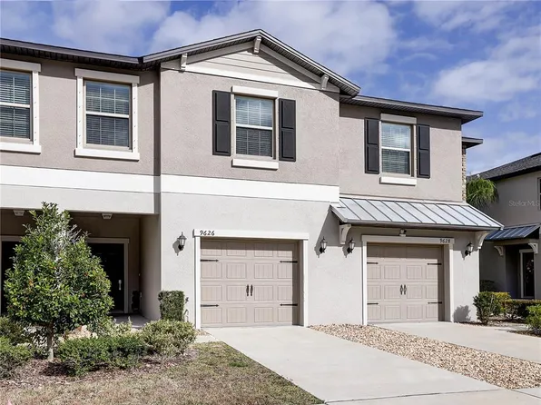 9626 Pembrooke Pines Dr, Sun City Center, FL 33573