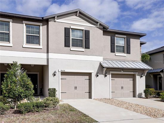 9626 Pembrooke Pines Dr, Sun City Center, FL 33573