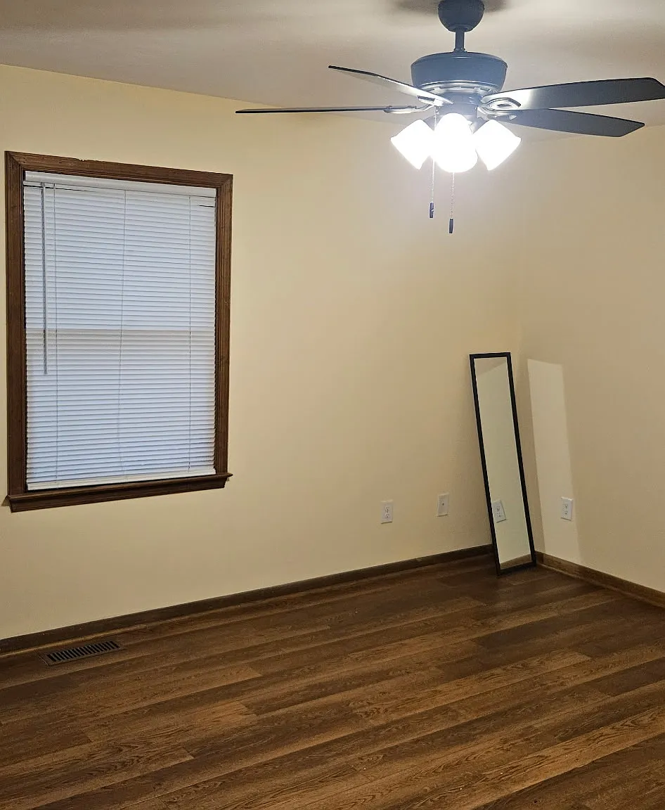 76 Bridlewood Dr — Photo 3