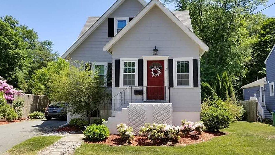 1st image of 29 Deerfield Ave
