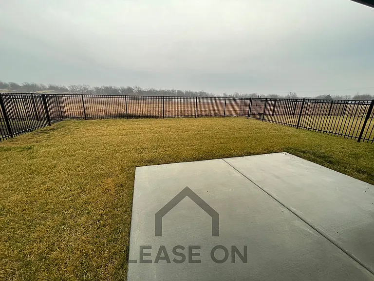 16285 W Ike Ct — Photo 20