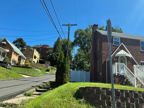 4th image of 207 Fordyce St