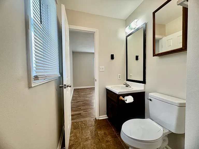 2906 Cara Ct — Photo 29