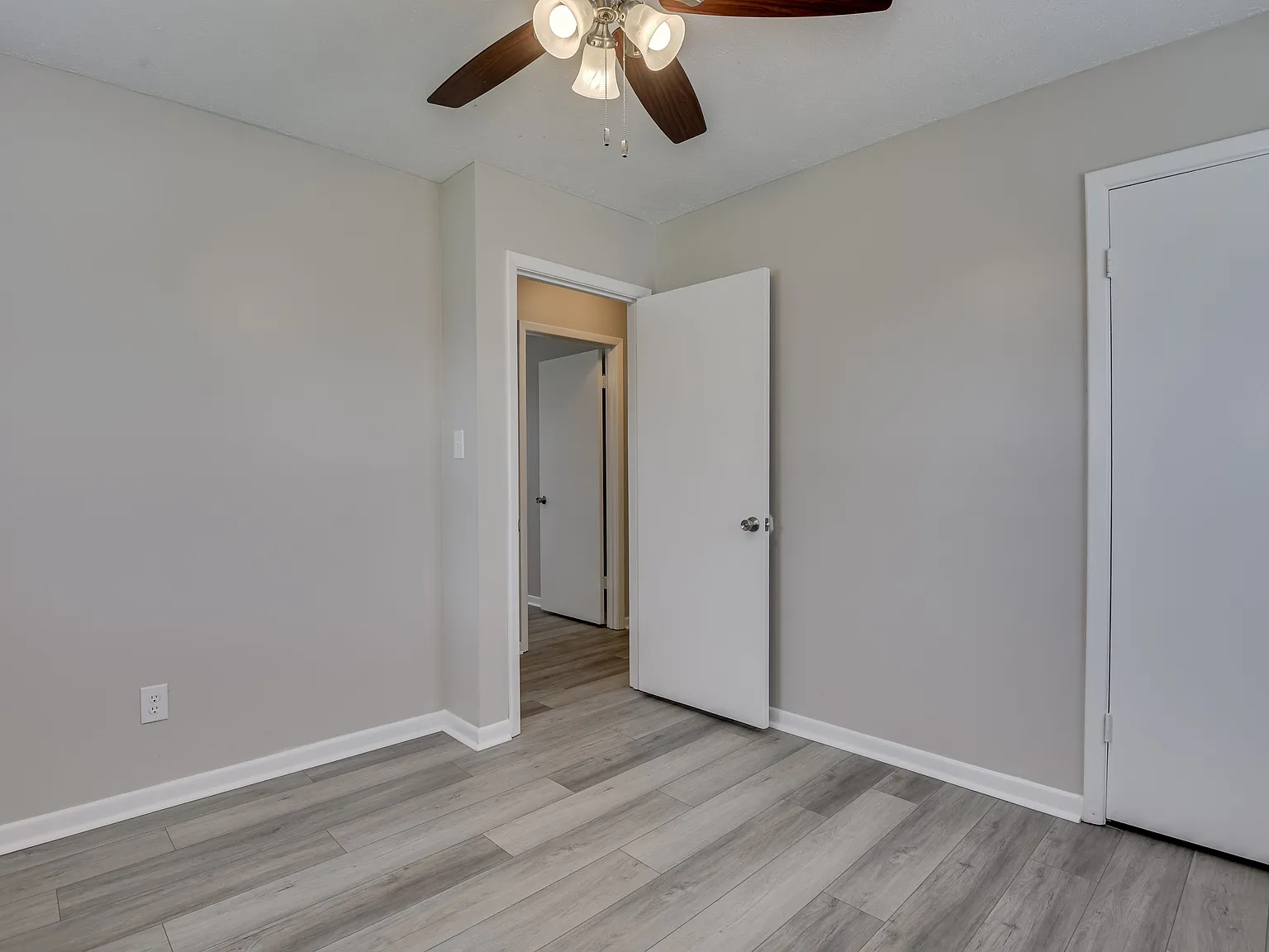 250 Almon Court - 1 — Photo 2