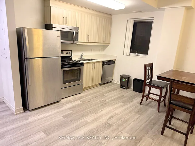 158 King St N #504 — Photo 14