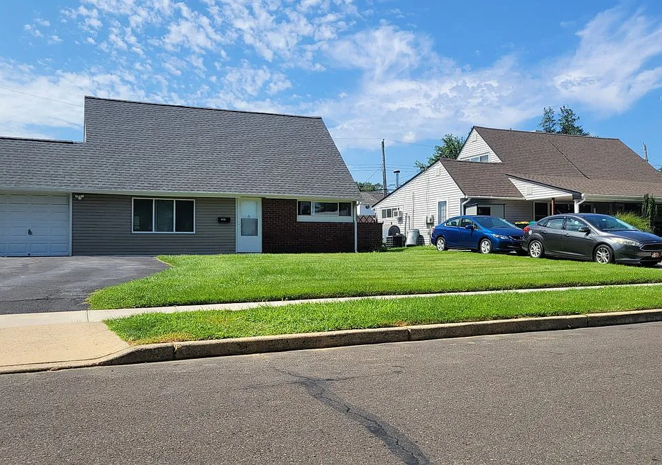 131 Vermont Ln