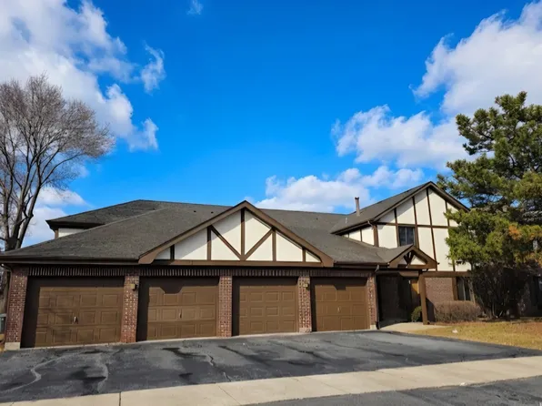 6790 180th St APT 2, Tinley Park, IL 60477
