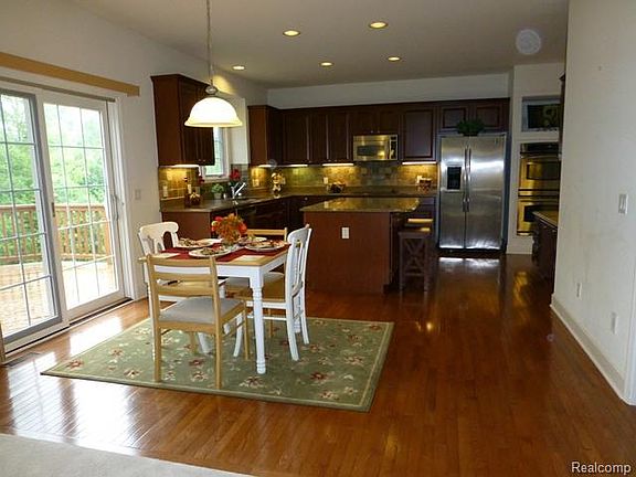 3rd image of 49564 Waterstone Estates Cir #13