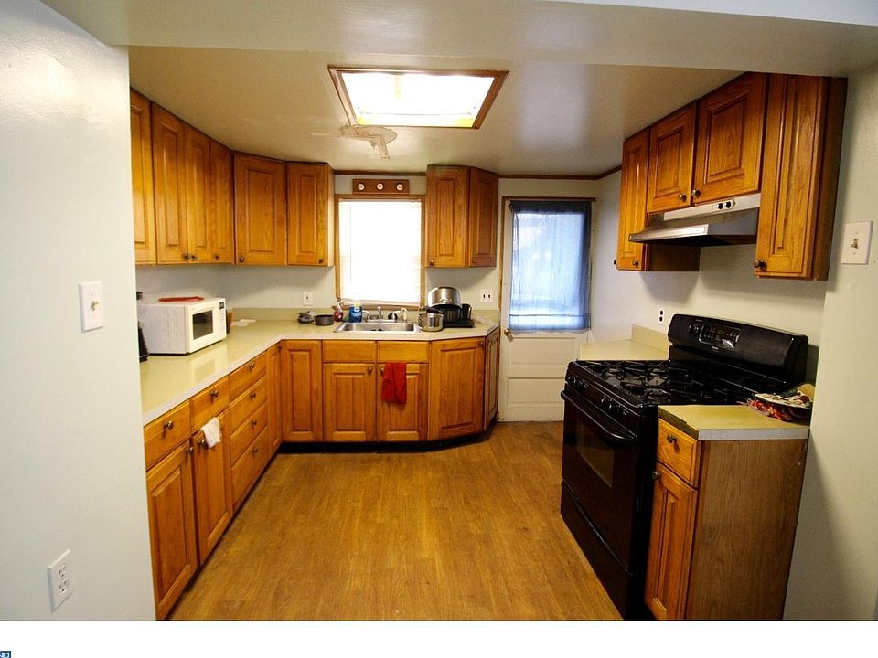 1st image of 1859 E Westmoreland St