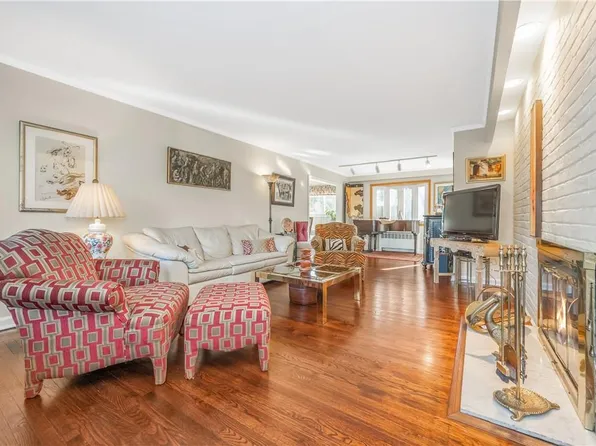 56 Gail Drive, New Rochelle, NY 10805