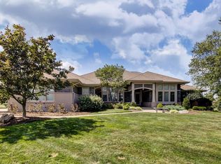 1517 Crown Point Ln, Loveland, OH 45140