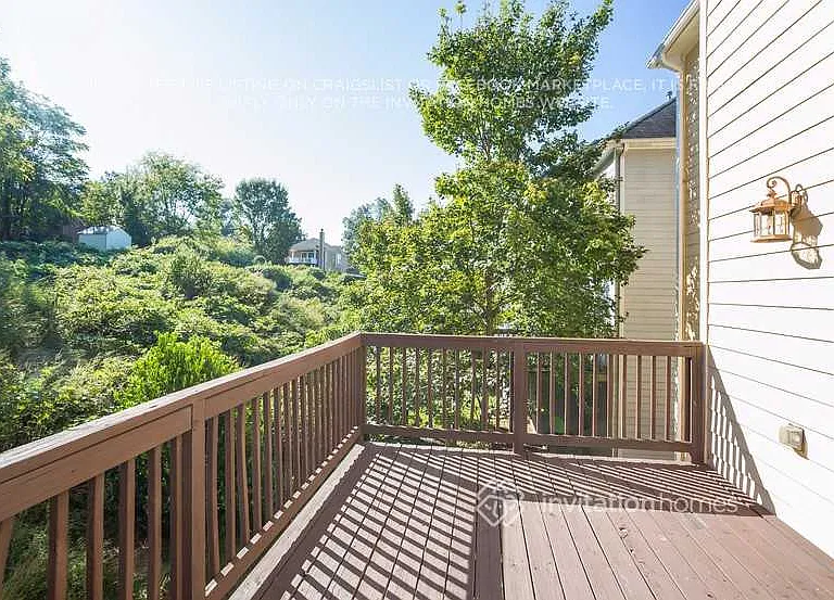 712 Connally St SE — Photo 20