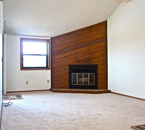 2nd image of 2900 Shadow Creek Dr APT 302