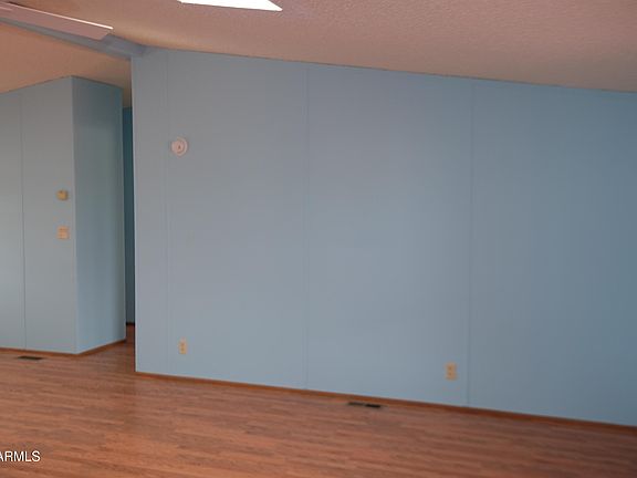 4th image of 880 CALLE ROSAS --