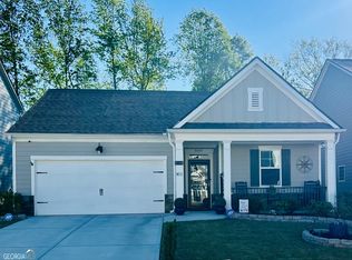 6050 Trumpet Flower Ave, Flowery Branch, GA 30542