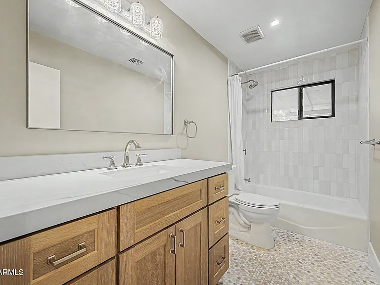 238 W Alice Ave — Photo 21