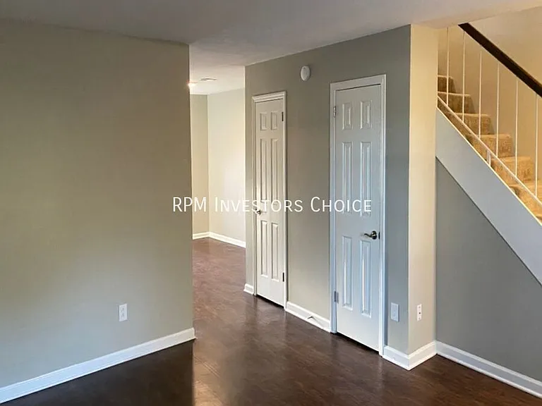 1301 Neelys Bend Rd #K90 — Photo 6