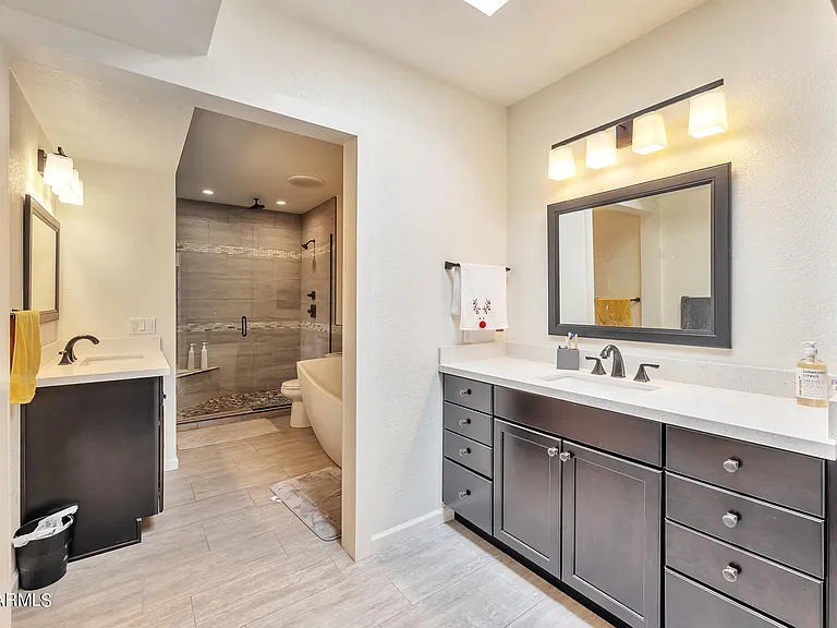 10566 N 87th Pl — Photo 13