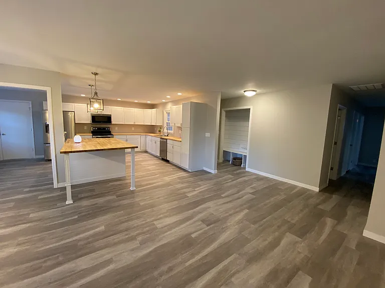 2314 Glenoak Dr — Photo 4