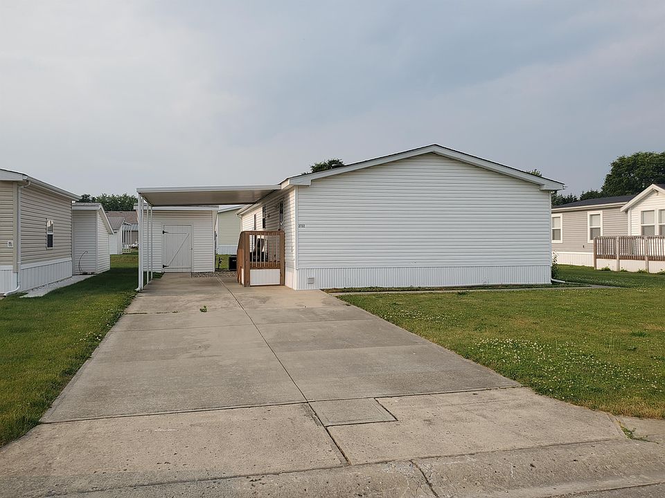 Exterior Image-0-Northridge C32 Camelot Village