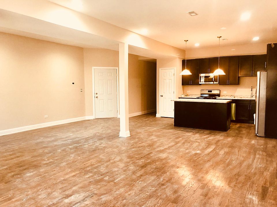 1st image of 4526 S Michigan Ave #2