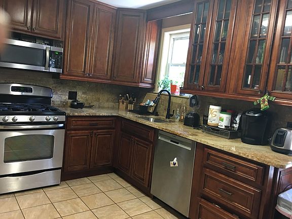 2nd image of 5724 Robinwood Ln