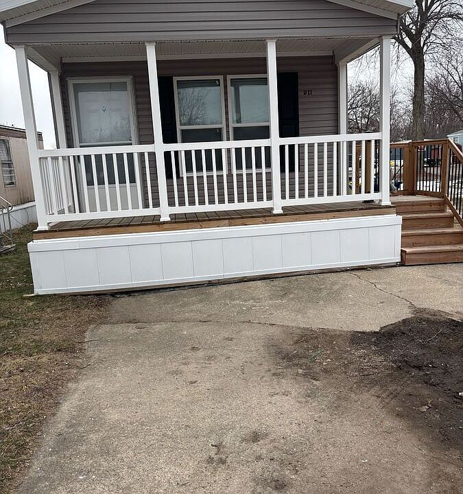 1st image of 993 Michigan Ave E #D11