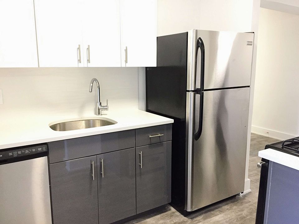 1st image of 9425 57th Ave APT 4L