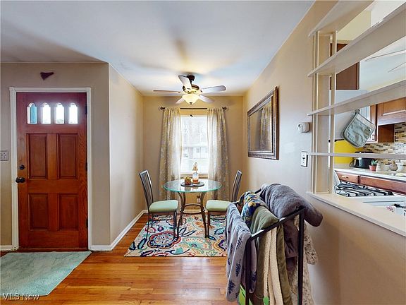 4th image of 638 Cornell Ave