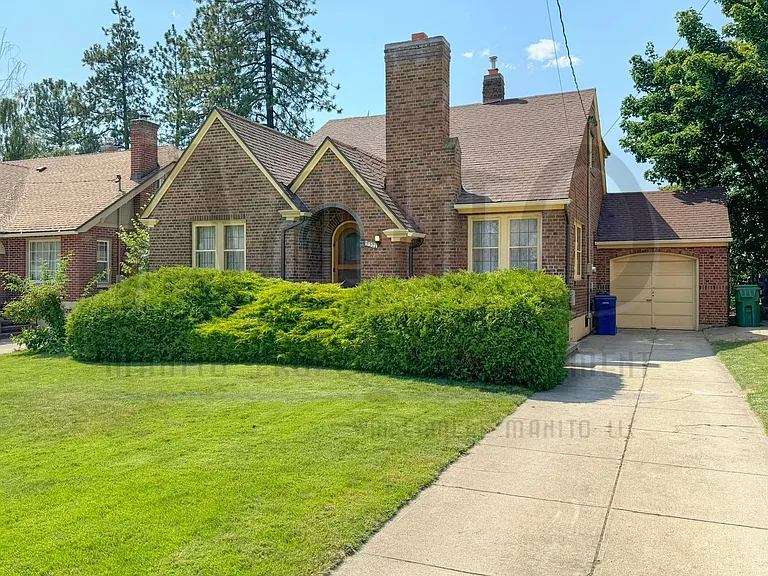 3321 N Columbia Cir — Photo 2