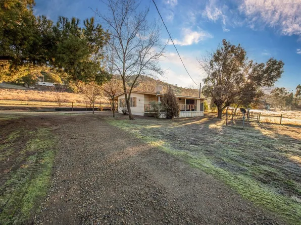 34181 Powerhouse Rd, Auberry, CA 93602