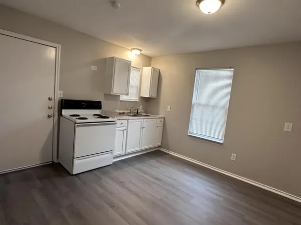 1603 Caldwell St, Corpus Christi, TX 78401