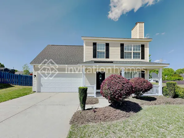 4711 Allison Ashworth Ct, Charlotte, NC 28217