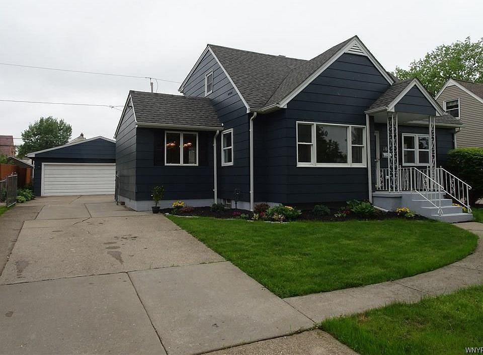 1st image of 104 Wellington Ave
