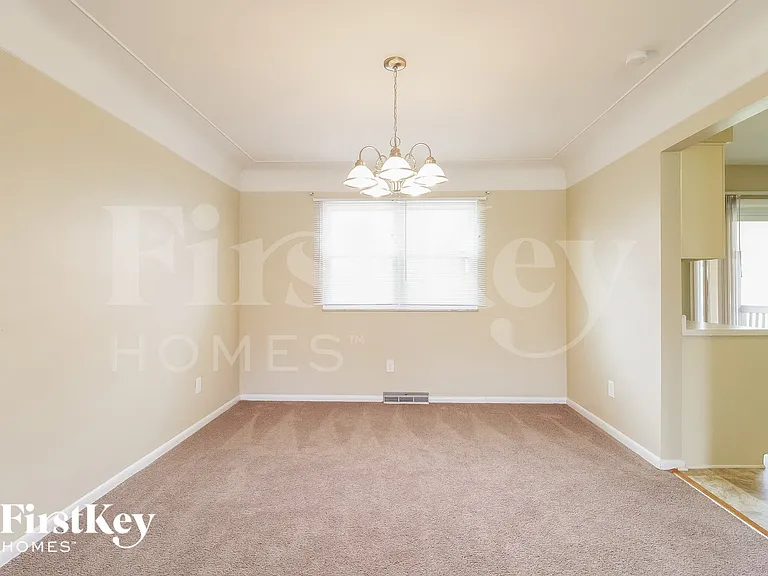 8431 Bluebird Dr — Photo 5
