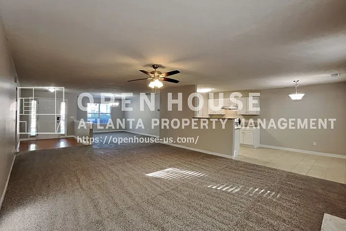3 bed, 2.0 bath, 1867 sqft, $2,225 — Photo 4