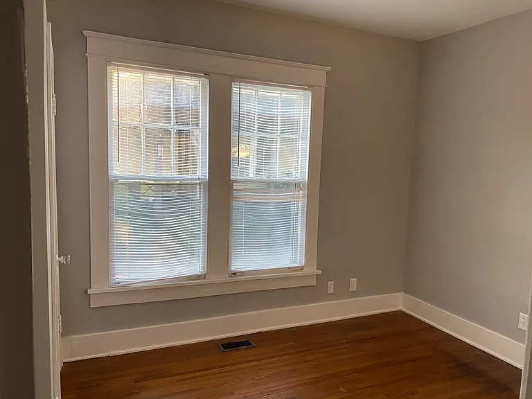 3708 Murphy Rd — Photo 7