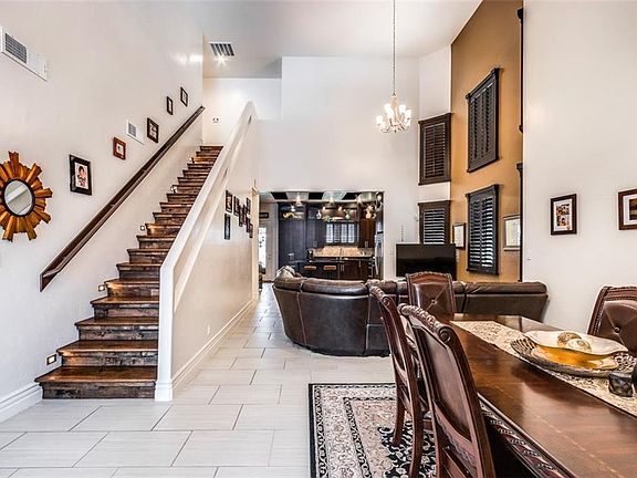 5th image of 3195 Red Orchard Dr