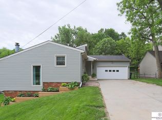 345 Elliott St, Council Bluffs, IA 51503