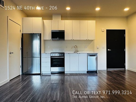 3rd image of 1524 NE 40th Ave #206