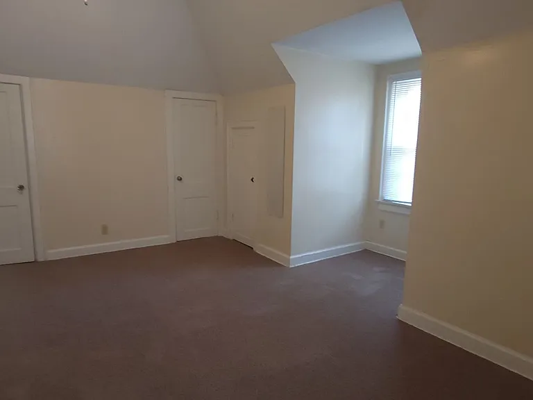 2054 Iuka Ave — Photo 20