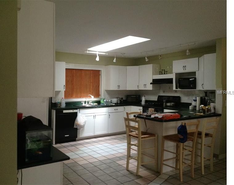 2nd image of 613 Spring Oaks Blvd