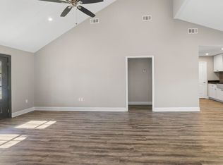 17519 Diversion Dr, Baton Rouge, LA 70817