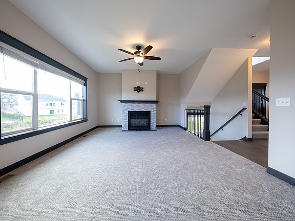 3rd image of 17860 Elder Ave