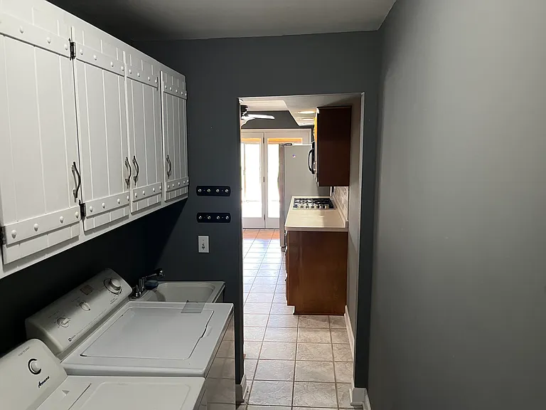 230 Woodrow St — Photo 15