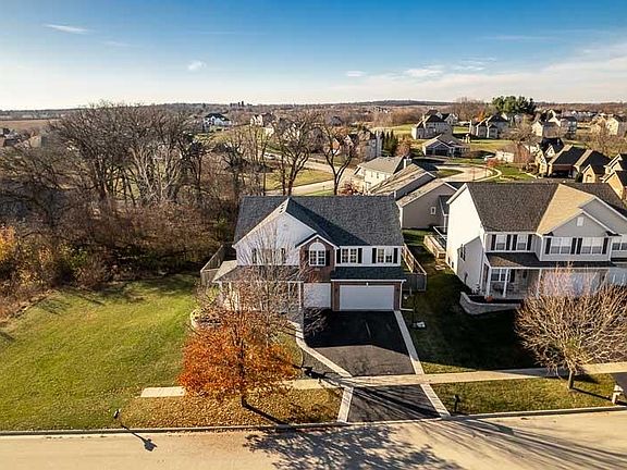 2nd image of 417 Ironwood Dr