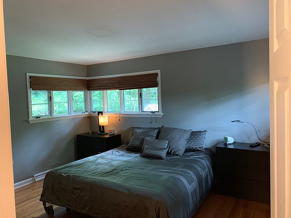 4th image of 6037 Turpin Hills Dr