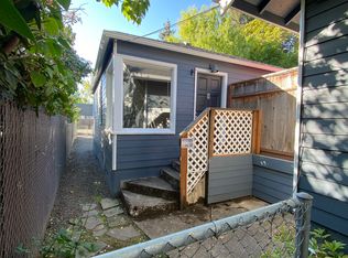 1035 1/2 16th St NE, Salem, OR 97301